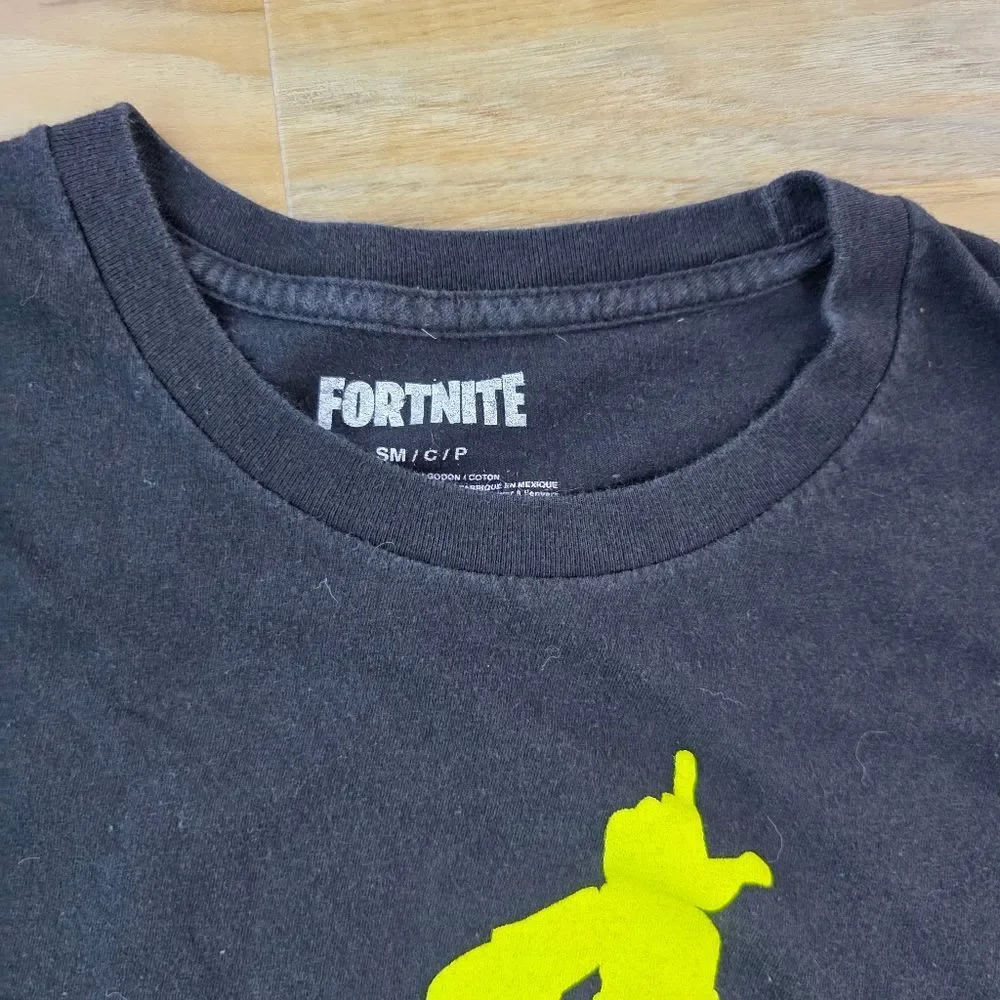 🩵Fortnite Black Neon Graphic Short Sleeve Top Youth Small